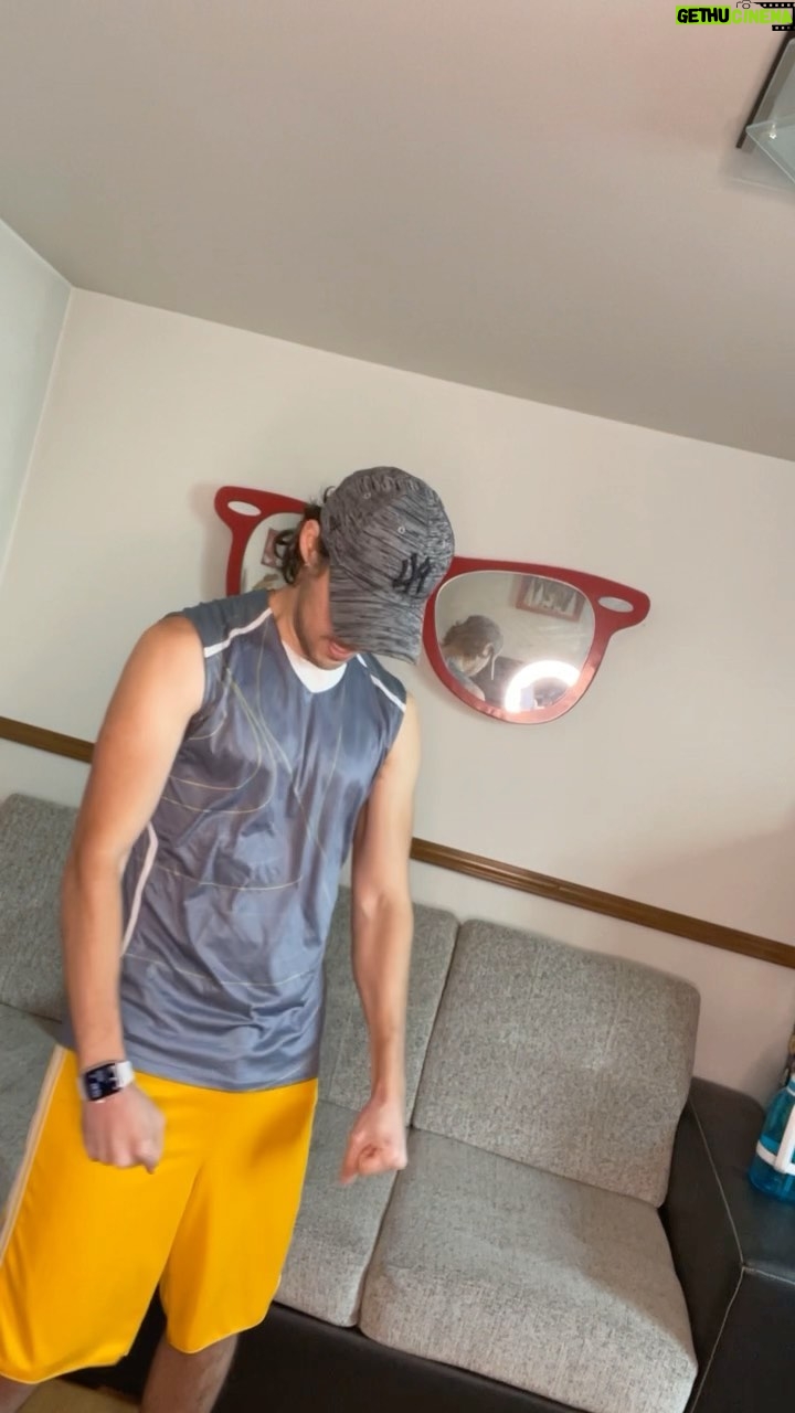 Jorge Blanco Instagram - retomando hábitos después de las fiestas…