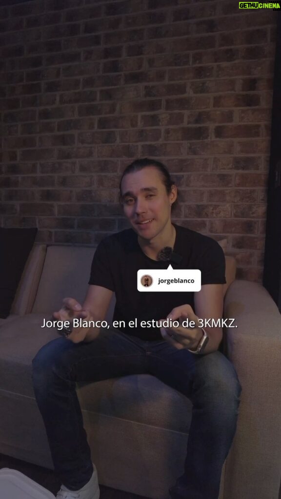 Jorge Blanco Instagram - Hace unos días nos visitó en el estudio @jorgeblanco 🙌🏻 y aprovechamos para conocer algunos datos curiosos que no muchos saben. ¿Y tú, ya sabías esto de Jorge? 🕵‍♂👀 3KMKZ