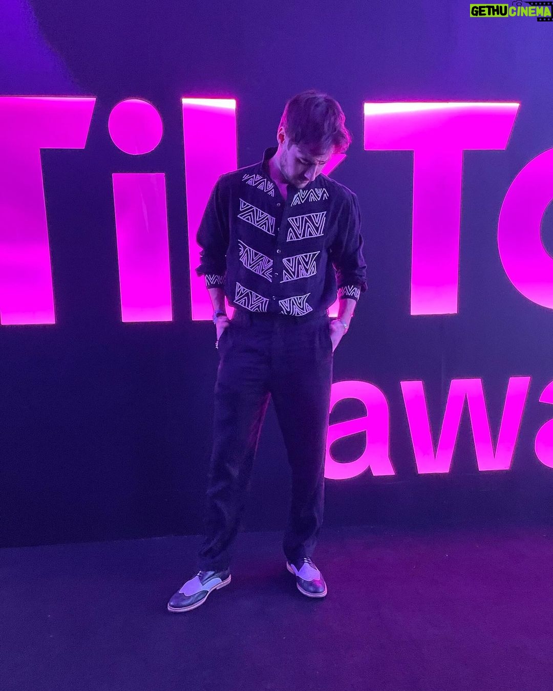 Jorge Blanco - 70.1K Likes - Gran noche en los #TikTokAwards