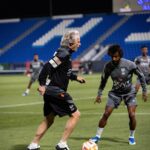 Jorge Jesus Instagram – Confesso que já tenho saudades dos treinos e da minha equipa. 

Depois de 20 vitórias consecutivas e 60 golos, o campeonato Saudita parou 6 semanas e nós 2.

Mas para a semana já voltamos a fazer o que gostamos e em breve estamos todos juntos! ⚽️

I confess that I miss training and my team.

After 20 consecutive victories and 60 goals, the Saudi championship stopped for 6 weeks and we stopped for 2. 

But next week we’ll be back to doing what we like and soon we’ll be all together! ⚽️

Fotografia: @steve.zamora @vascofilmmaker 

#alhilal @alhilal Portugal