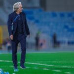Jorge Jesus Instagram – Acabámos o ano da melhor maneira possível! Mais uma vitória e sem derrotas👏🏼
Sabemos que o resto do campeonato será intenso, mas a nossa determinação está mais forte do que nunca.

Obrigada jogadores, equipa e claro aos nosso adeptos! Até fevereiro 💙

We ended the year in the best way possible! Another victory and no defeats👏🏼
We know the rest of the championship will be intense, but our determination is stronger than ever.

Thank you players, team and of course our fans! Until February 💙 Riyadh, Saudi Arabia