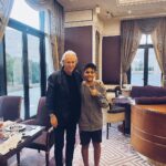 Jorge Jesus Instagram – Aproveitei estes 2 dias de folga da melhor maneira possível,  estar com a minha família, conhecer um bocadinho de Riad e ainda tive tempo para ver futebol em casa e relaxar. Recebi também muito carinho dos meus fãs. Obrigado por terem tornado estes dias ainda melhores 💙

I made the most of these 2 days off, being with my family, getting to know a little about Riyadh and I still had time to watch football at home and relax. I also received a lot of affection from my fans. Thank you for making these days even better 
💙 Riyadh, Saudi Arabia