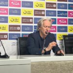 Jorge Jesus Instagram - Começamos a segunda volta com uma boa vitória! Isto é mais do que uma sequência de vitórias - é o espelho de uma equipa confiante apoiada de adeptos confiantes. Mas repito ainda não ganhamos nada ! Apenas ganhamos confiança e respeito pela nossa qualidade de jogo. Os objectivos ainda estão por alcançar. We started the second round with a good victory! This is more than a winning streak - it is the mirror of a confident team backed by confident fans. But I repeat we haven’t won anything yet! We only gained trust and respect for our quality of play. The objectives are yet to be achieved. Riyadh, Saudi Arabia