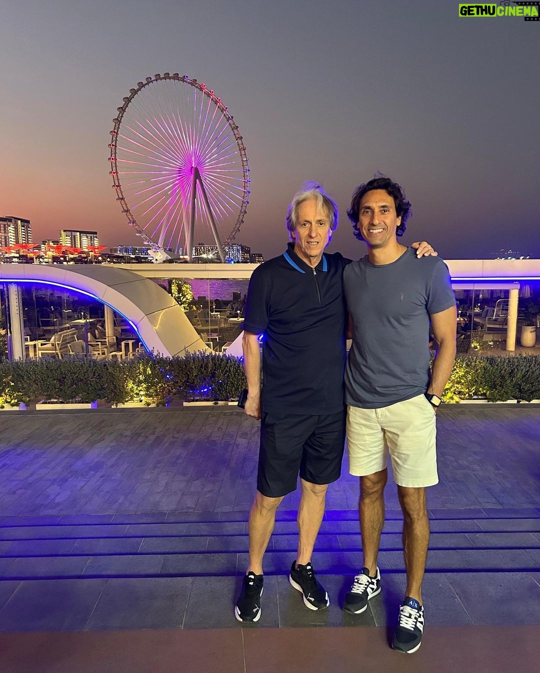 Jorge Jesus Instagram - Nestes 2 dias de folga, aproveitei para ir ao Dubai e voltar ao restaurante do meu amigo @joseavillez , Tasca - @tascadubai ! Boa comida, bom vinho com um cheirinho a saudades de Portugal! Hoje voltamos aos treinos! During these 2 days off, I took the opportunity to go to Dubai and go back to my friend @joseavillez restaurant, Tasca - @tascadubai ! Good food, good wine with a taste of Portugal! Today we return to training!