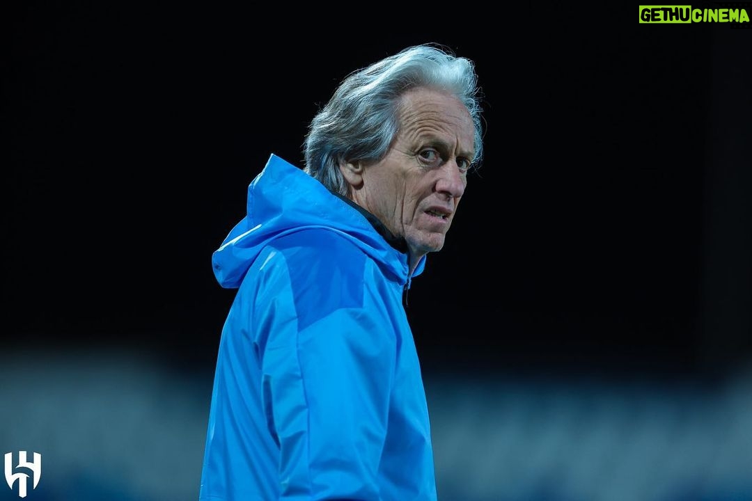 Jorge Jesus Instagram - Muito foco e preparação para os próximos jogos! O caminho para o sucesso só se faz com consistência. O suporte dos adeptos tem sido incansável. Obrigado 💙 Lots of focus and preparation for the next games! The path to success is only achieved with consistency. The support from the fans has been tireless. Thank you 💙 #alhilal @alhilal