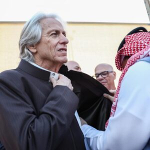 Jorge Jesus Instagram - A comemorar o aniversário da fundação da Arábia Saudita
no Clube @alhilal 

Celebrating the anniversary of #SaudiFoundingDay
at #AlHilal Club