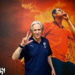 Jorge Jesus Instagram - Parabéns a todos, passámos às semi-finais e ultrapassamos o recorde mundial, mas ainda não ganhámos nada, ainda há muito trabalho pela frente. Vamos equipa ! Congratulations to everyone, we reached the semi-finals and surpassed the world record, but we haven’t won anything yet, there’s still a lot of work to do. Let’s go team! @alhilal #alhilal Riyadh, Saudi Arabia