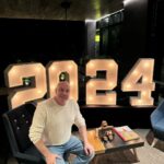Jorge Rausch Instagram – Y acá vamos 2024!
Vamos a hacer que este sea el mejor año de nuestras vidas!
Vamos a sacarla del estadio 🏟️💪🏼
