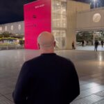 Jorge Rausch Instagram - Un recap de esta increíble edición de Artbo en Bogotá. Espero encontrarnos el próximo año junto con @chivasregalcol #FERIA_ARTBO @feriaartbo #publicidad “Prohíbase el expendio de bebidas embriagantes a menores de edad. El exceso de alcohol es perjudicial para la salud. 40% Vol.”