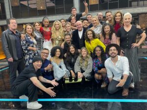 Jorge Rausch Instagram - Hoy empieza finalmente @masterchefcelebrityecu 
Con las chicas @erikavelez @irenegonzalez_oficial @chefcarosanchez 
No se pone mejor que esto créanme esta temporada es magia pura la van a amar ❤️
Desde hoy lunes a viernes 9PM por @teleamazonasec 
Las Celebridades son fantásticas (no se si cocinan 🤪 pero hacen reír) mentira jejej
@josepachecotv @joseandrescaballero @anthonnyswagg @raulalejosantana47 @andrescrespoa @danielbeta  @felipecarrerahuerta @danilocarreraofficialfc @jalaldubois @avastudillo @sergioelheladero @miel.mieles @luguschmer @yildaoficial @nikkimackliff @juanaguarderas @hellenquinonez @susihidalgo @patiteranb @macarenavalarezo @nay.egonzalez @cascantecesi