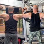 Jorge Rausch Instagram – Body reshape 2023 VS 2020
Que opinan?
Mejoro?
Empeoro?
Igual?
Los leo!! Bogotá, Colombia