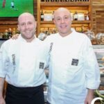 Jorge Rausch Instagram - Feliz cumpleaños @chefmarkrausch Toda una vida juntos trabajando y gozando! A veces mas gordos a veces mas flacos, pasan los años y el amor y admiracion solo crecen 🫶 Hasta los 150 con salud mi hermano querido! Salud por todo lo que nos queda por vivir! Bogotá, Colombia