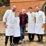 Jorge Rausch Instagram – Hoy es la Semifinal de @masterchefcelebrityecu 
Quienes creen que serán los 3 finalistas hagan sus apuestas!!
Ya extraño a mis chicas @erikavelez @irenegonzalez_oficial @chefcarosanchez 
Exitos a los cuatro semifinalistas @nikkimackliff @joseandrescaballero @jalaldubois @anthonnyswagg son unos crack y los quiero mucho❤️