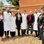 Jorge Rausch Instagram – Hoy es la Semifinal de @masterchefcelebrityecu 
Quienes creen que serán los 3 finalistas hagan sus apuestas!!
Ya extraño a mis chicas @erikavelez @irenegonzalez_oficial @chefcarosanchez 
Exitos a los cuatro semifinalistas @nikkimackliff @joseandrescaballero @jalaldubois @anthonnyswagg son unos crack y los quiero mucho❤️