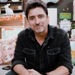 Jorge Zabaleta Instagram - Hoy a las 22:10 otro capítulo de #sociosdelaparrilla3 por @canal13cl los esperamos!