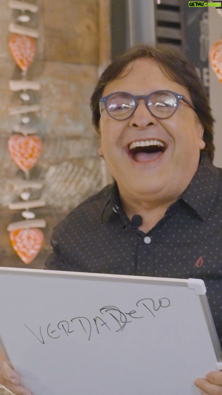 Jorge Zabaleta Instagram - #LaParrillaDigital en nuestro canal de @youtube 🙌🏼 ya puedes verlo e ir haciendo la previa para el episodio de mañana de #sociosdelaparrilla ! Gracias a nuestros amigos @losatletasdelarisaoficial por hacernos reir 😃 Santiago, Chile