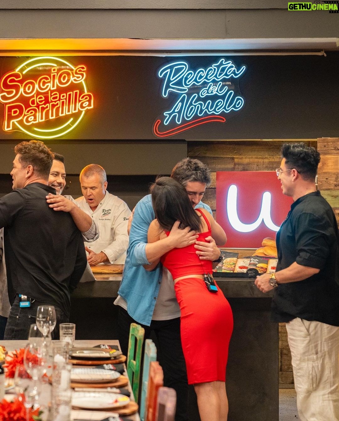 Jorge Zabaleta Instagram - Muchas gracias por la sintonía, bailamos y nos reímos como nunca. Nos vemos en el próximo episodio de #sociosdelaparrilla3