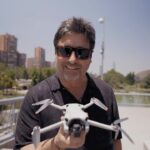 Jorge Zabaleta Instagram - El maravilloso mini 4 pro de @djiglobal 🚀 Es el mini de 249 gr con la cámara más avanzada hasta la fecha, que te permite grabar en 4K hasta 100 fps y nos ayuda que la grabación sea mucho más fácil con su opción de video en horizontal o vertical. ¡Crear contenido nunca fue tan fácil! Y el mini 4 pro te ayudará a que tu contenido sea aún más PRO 😎🔥 Puedes encontrarlo en www.picslabstore.cl 🧑‍🚀 #dji #djimini4pro #dronephotography #djiglobal_official