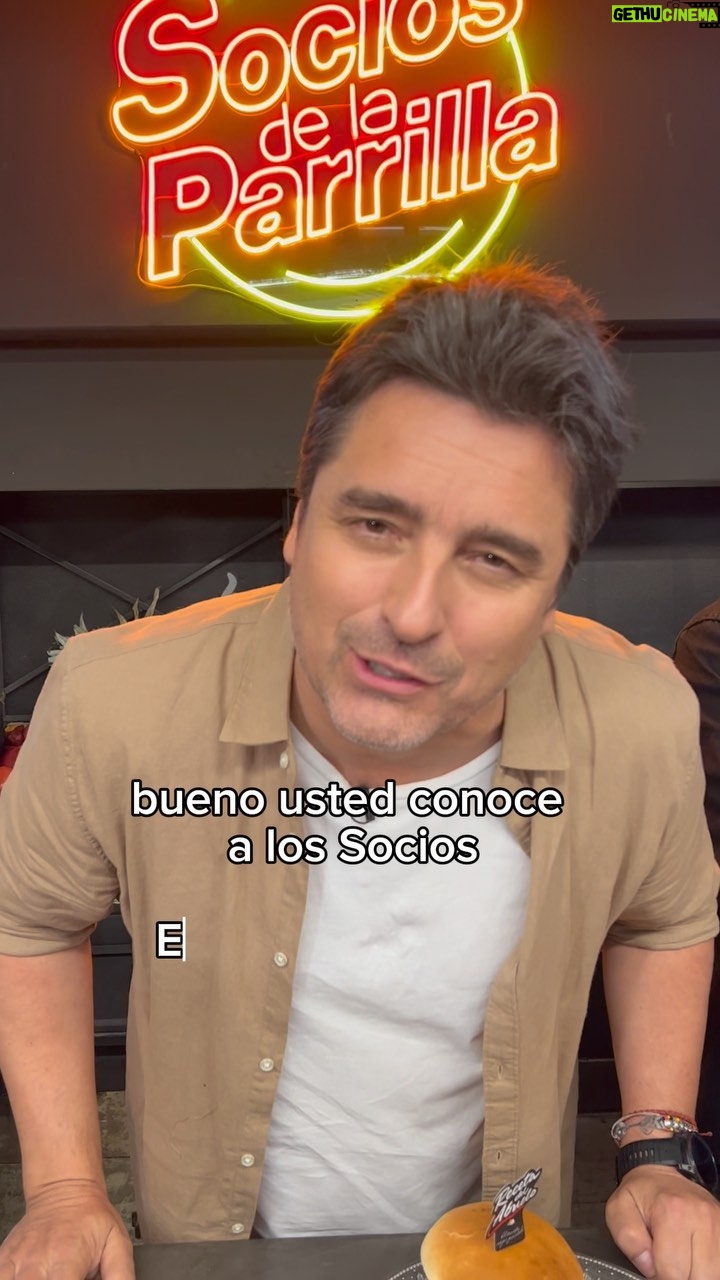 Jorge Zabaleta Instagram - Este domingo 27 de agosto damos inicio a la temporada 3 de SOCIOS DE LA PARRILLA🍔🥓 El primer capítulo se viene con todo así que no te lo puedes perder. Recuerda, por las pantallas de Canal trece, después de Teletrece ¡Nos vemos!