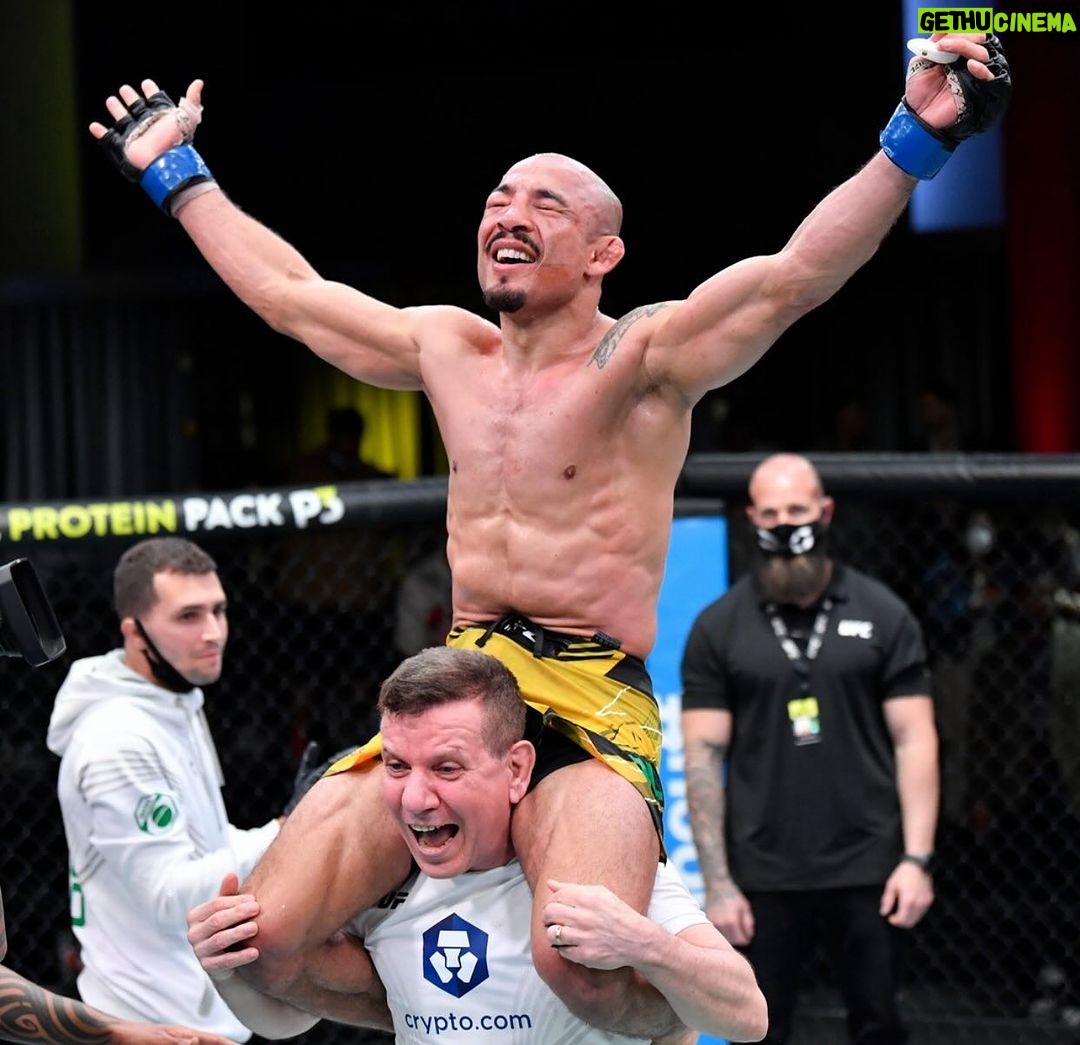 José Aldo - 12.2K Likes - Dezembro de 2021! UFC VEGAS 44 #tbAldo
😎