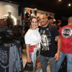 José Aldo Instagram – Na quarta passada estive presente na inauguração da loja @venum_br em São Paulo.

Gratidão irmão pelo convite, desejo sucesso nos seus negócios! Você merece!