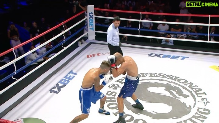 José Aldo - 13.4K Likes - O tbt de hoje é pra relembrar a estreia no boxe, nada melhor que poder se desafiar a fazer algo novo cada dia. 🥊
Só agradecer por tudo até aqui, em breve tem novidades!
Oss