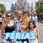 José Aldo Instagram - Férias em Orlando! Vocês me conhecem e sabe que esse é um dos momentos que eu mais amo. Muitos dias de parque ao lado dos meus! ♥️ #orlando #disney #disneymagic #t4orlando