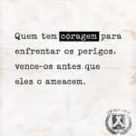José Aldo Instagram - A coragem é a chave para vitória. Encare seus medos e perigos de frente, sem medo! Avante. OSS