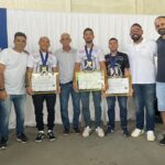 José Aldo Instagram - O último sábado foi dia do nosso Torneio Interno de Jiu-Jitsu do @josealdoescolasdelutas 🥋 Garantimos muita diversão para nossos jovens! Tivemos uma Ação Social realizada em parceria com a @prefeituradesg e a @enelbrasil ofertando diversos serviços gratuitos para população 👏🏼 Além disso, recebi do Prefeito de São Gonçalo @capitao_nelson e do Vereador @betodaserraria o Título de Cidadão Gonçalense e o Título Legislativo Medalha Joaquim Lavoura 🎖️ Continuamos usando o esporte como ferramenta de transformação social 👊🏼 #EscolaDeLutasJoséAldo #FormandoCampeões #ResponsabilidadeSocial #transformandosonhos