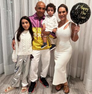 José Aldo Instagram - Feliz Ano Novo!🎆🎈🎊 

Happy new year!🎊🎈🎆