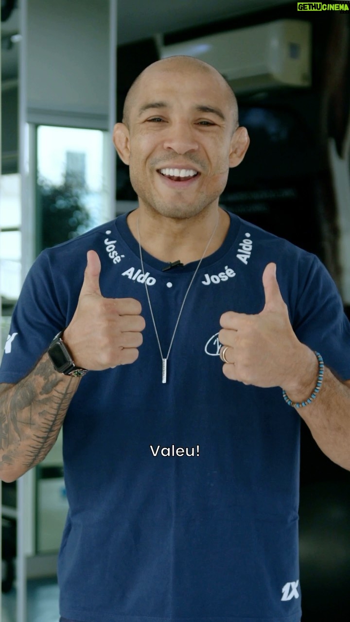 José Aldo Instagram - Fala galera! Como vocês sabem, eu gosto muito de tudo que está relacionado ao esporte. Gosto dos filmes, de acompanhar os principais eventos e, principalmente, de praticar esporte. É claro, que eu também gosto de apostar e, na 1xBet, vocês podem apostar em qualquer evento esportivo. E lembrem-se do código promocional JOSEALDO com um bônus especial para vocês! #1XBET