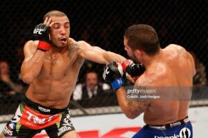 José Aldo Instagram - Comemoração que entrou para história. Rei do Rio! 

Há 12 anos fazendo essa defesa do cinturão, em uma luta que entrou pra história contra Chad Mendes