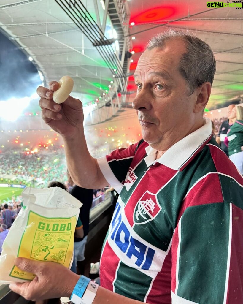 José Loreto Instagram - Saudações Tricolores 💚🤍❤️ Maracanã Stadium