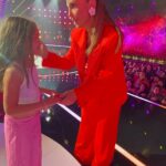 José Loreto Instagram - Ivete macetando tanto nos palcos quanto na vida. Que honra ser fã e amigo dessa potência. Ela é puro amor com todos a sua volta. Realiza sonhos e momentos marcantes na vida das pessoas com sua gentileza e sensibilidade. Esse vídeo é só um momento que ficará para sempre em nossos corações. No meio da gravação do programa, ela faz uma pausa para encantar ainda mais de perto a pessoa mais preciosa de minha vida. Nós te amamos muito @ivetesangalo ❤️