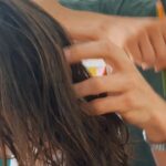José Loreto Instagram - Da natação, pro banho, pra escola… e o pai esqueceu o pente!!! Mas a criatividade dar-se um jeito e tudo fica super fantástico e muito mais divertido ❤️ Obrigado minha filha por despertar o melhor de mim. Ser seu pai me ensina na grande experiência que é viver e nos simples detalhes, como pentear seus cabelos e colorir nossas imaginações!! Amor infinito ♾️ Me contem aí as pequenas e grandes experiências que vcs tem com os seus legados 🌬️🤍