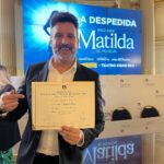 José María Listorti Instagram - Hoy la Legislatura Porteña declaró a @matildaelmusical de Interés cultural. Una ceremonia hermosa, muy emotiva. Gracias por esta distinción tan importante. Gracias a todos los q hicieron posible este suceso: Productores, directores, técnicos, maquinistas, vestuaristas, peinadores, maquilladores, todos los artistas q brillaron en escena (los grandes y los chicos) y al público por convertir a esta obra teatral en una huella imborrable de nuestras vidas!!! GRACIAS! GRACIAS!! GRACIAS! - El 12 de enero volvemos con todo al @teatro_granrex Los esperamos para disfrutar juntos este último mes!!