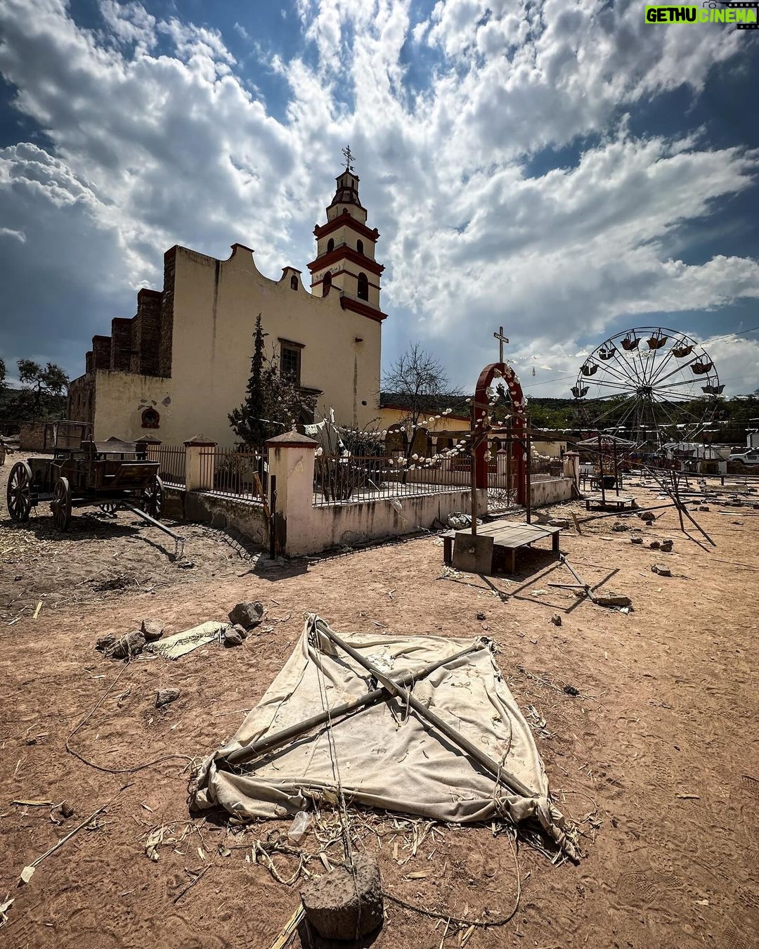 José Ron Instagram - Érase una vez en nuestro querido estado de San Luis Potosí ❣️ “ElGalloDeOro” San Luis Potosí City