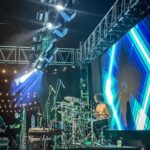 José Ron Instagram – Vive … que la vida no perdona 🔥❤️ 
Siente… que hay una gran diferencia en bajar el volumen de lo que escuchamos y subir  el volumen de lo que sentimos