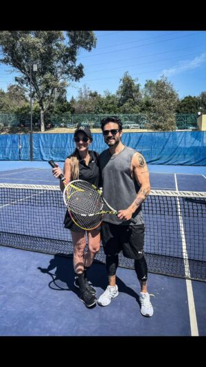 José Ron Instagram - Martes de 🎾 
Se corrió, se sudó y se disfrutó!