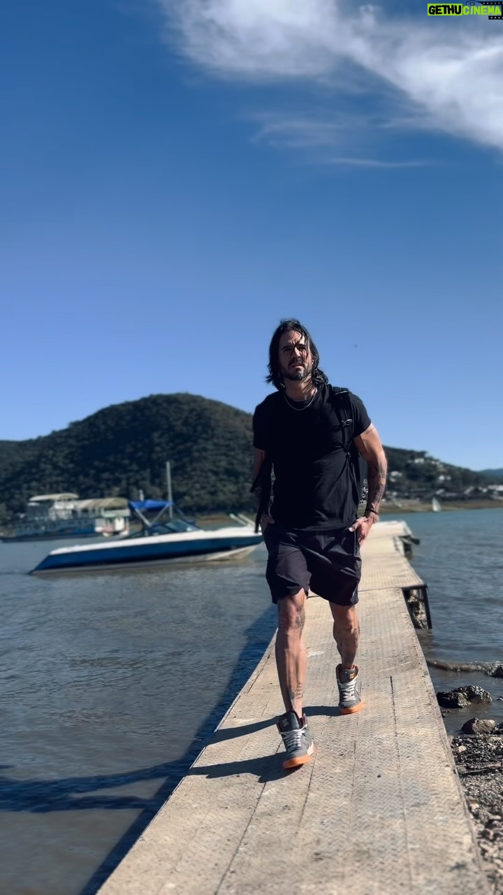 José Ron - 7.1K Likes - Gracias Dios gracias vida… agradezco y deseo que se les multiplique todo lo bueno y todo lo positivo de la vida ❣️
Que sea un gran año 2024 en todos los sentidos!
It’s my life , It’s now or never
But I ain’t gonna live forever
I just want to live while I’m alive ❤️🔥