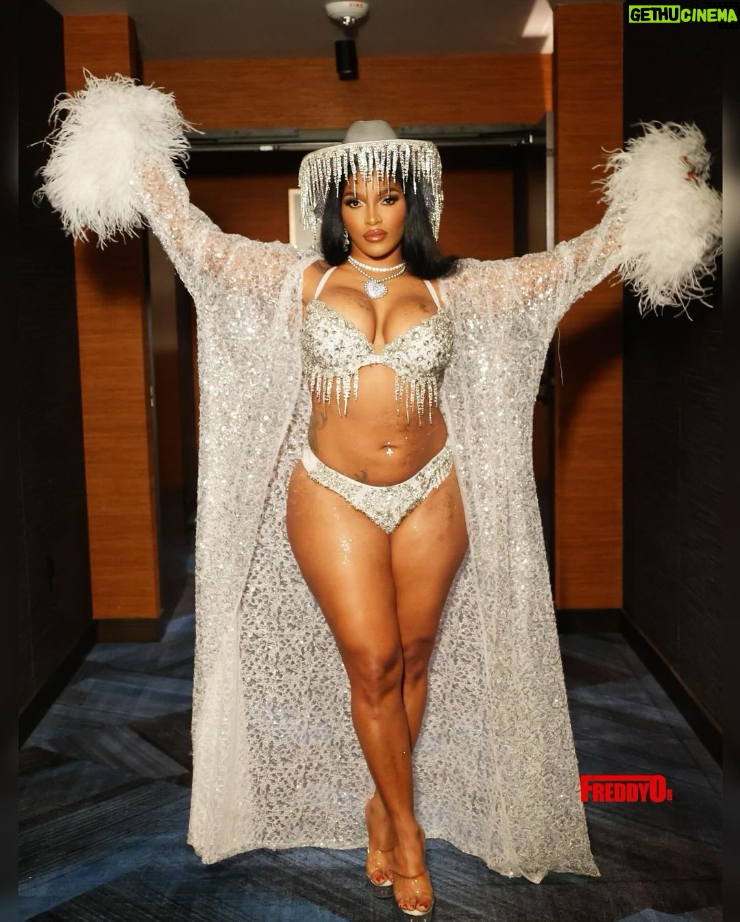 Joseline Hernandez Instagram - Sexiest alive no 🧢 #tycoon ATL