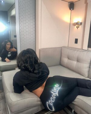 Joseline Hernandez Instagram - NOW WHOS YOUR DADDY. CHIN CHECKED YOU TWICE #cocainebear