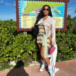 Joseline Hernandez Instagram - What a blast to bring in the new year with my Kid! She's awesome! Cast Away Island...