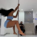 Joseline Hernandez Instagram – Me:doing all I can to impress him 
Him 📱 😂😂😂😂😂😂😂