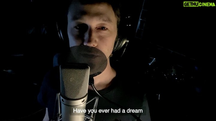 Joseph Gordon-Levitt Instagram - Lights off, headphones on 🎧 Just in time for Halloween... Episode 3 of "ASMR You Scared of the Dark?" with @jessicaalba is a compilation of art, music, and illustrations from the @hitrecord community about the nightmarish feeling of not being able to scream. Watch it on Jessica’s youtube channel at the link in my bio 🎃