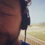 Joseph Gordon-Levitt Instagram - Seaside, but someone’s AC unit is loud af, so listening to ocean sounds.