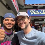 Joseph Gordon-Levitt Instagram - F’ing delicious. @villastacoslosangeles - Ron, Victor and whole team absolutely killing it. I heard their goal is to be in Dodgers Stadium. They frickin deserve it. Hey @dodgers & @dodgerstadiumfood - make it happen 😄💙🤍💙🤍💙👏👏👏👏👏