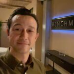 Joseph Gordon-Levitt Instagram - Video I sent to Mark Cuban trying to convince him to play himself on #SuperPumped. This is actually the second video I sent him. After my first video, he sent me one back saying I needed to kiss up more, so this is my best attempt 😝 also… #Lakeshow for life!! 💛💜 @mcuban @superpumpedsho @showtime