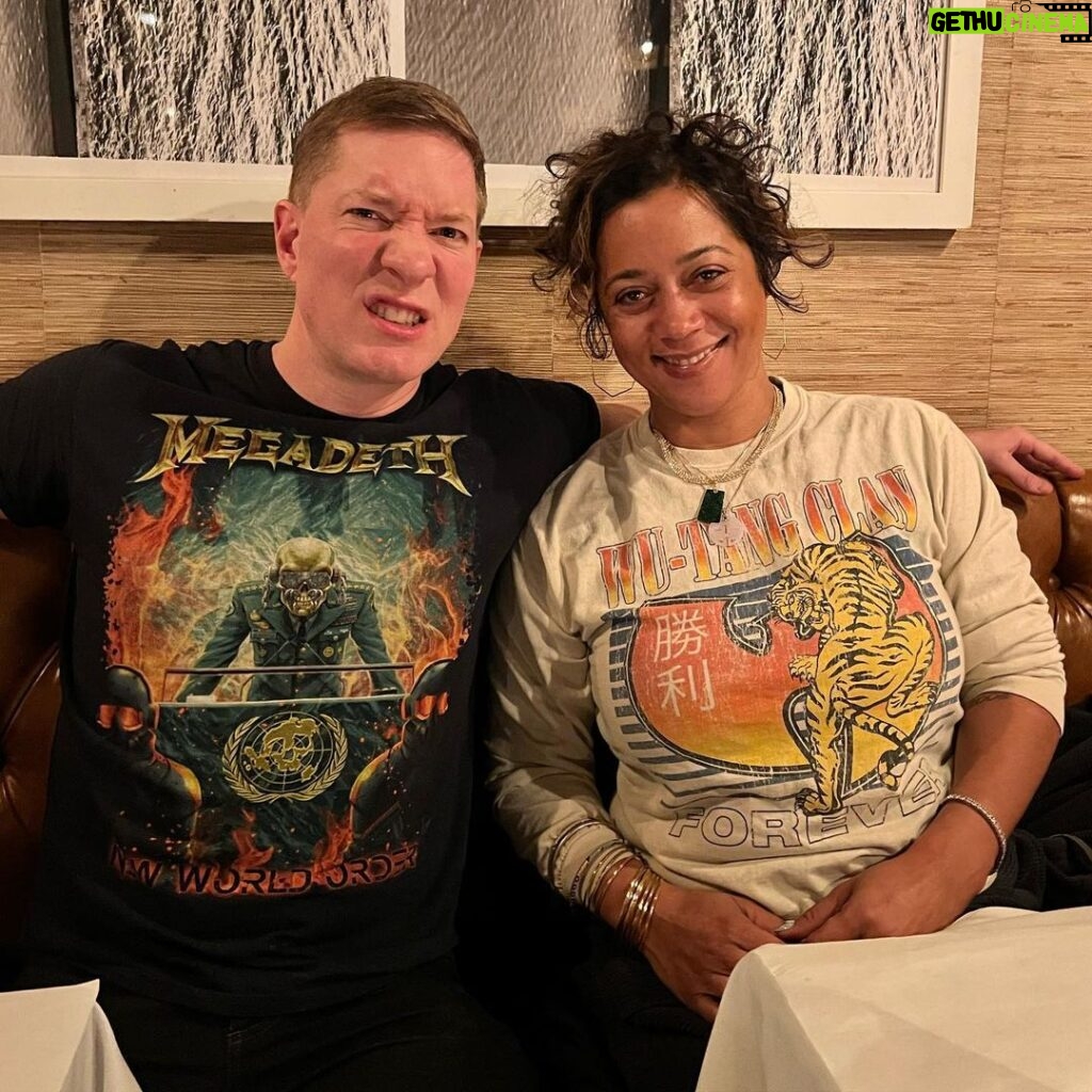 Joseph Sikora Instagram - Me and the Queen 👸🏽! @roxanneavent is the best. Theee best. She runs things over at @hiddenempirefilmgroup and DOES.NOT.STOP working. If you want to be successful. Follows her lead. 🙌. Grateful to have friends like you and @deontaylor 🙏🏼❤️ #wutang #megadeth #powerbook4ce Brooklyn Chop House