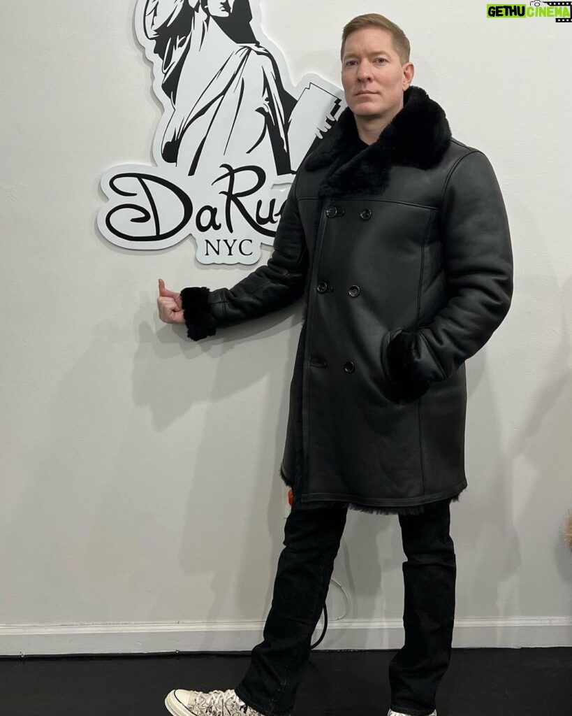 Joseph Sikora Instagram - NYC!!!!! @daruccileather got me nice and cozy for the winter. And shout out to #jasonbateman for the @ozark sneakers 🙌🧊 L.E.S